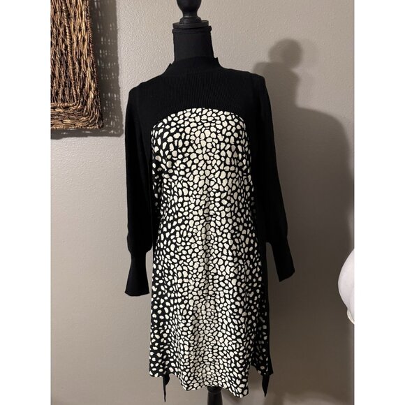 Fashion To Figure Black Cutout Ribbed Pullover Duster Sweater Plus Size 1 NWT - Picture 3 of 14